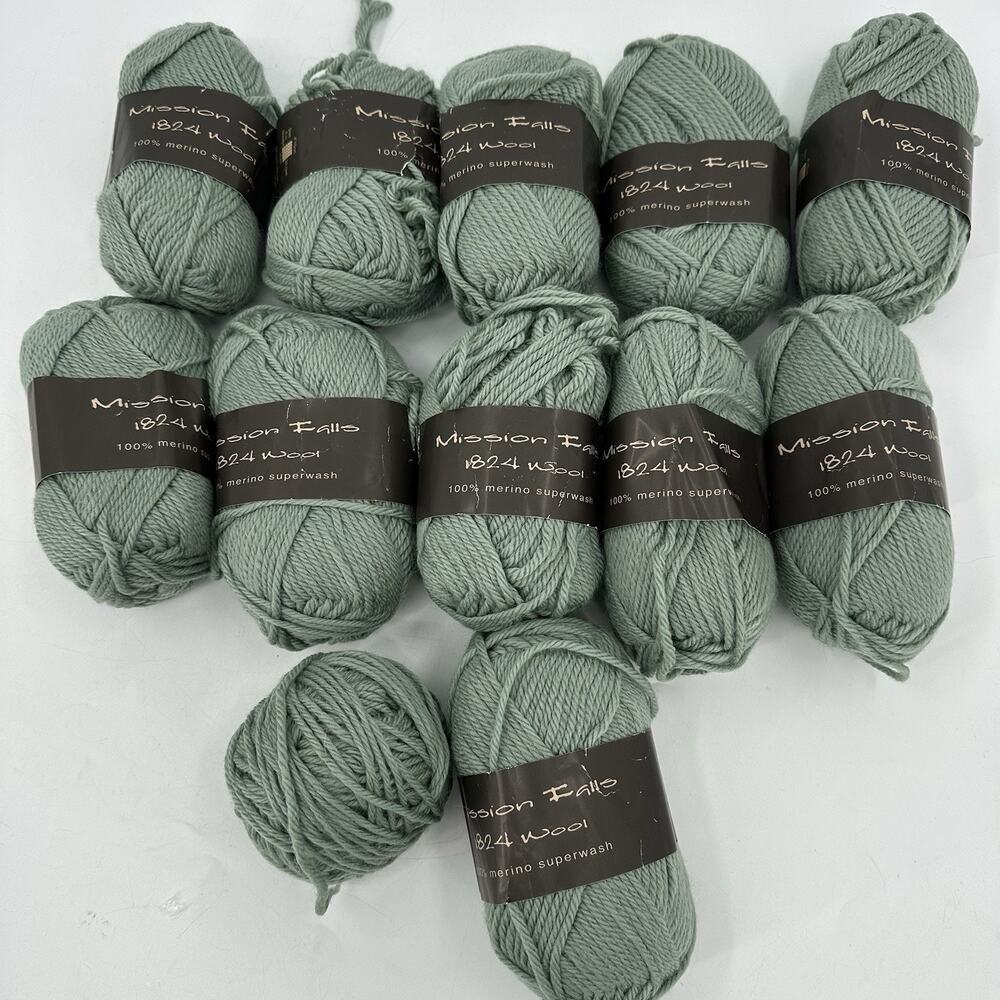 12 Mission Falls 1824 Wool Yarn 100% Superwash Merino Sage Green #19 Knitting